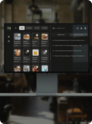 Chef usando Kitchen Ops en tablet