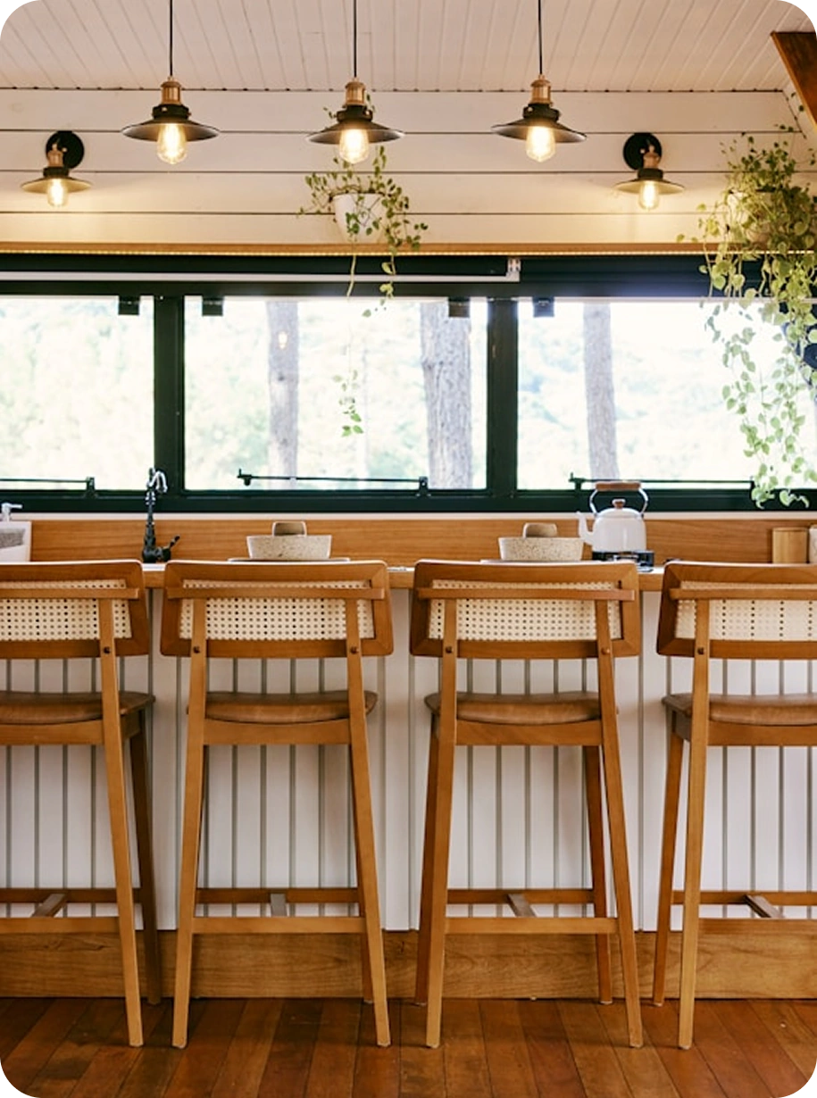 Restaurante moderno con menú QR